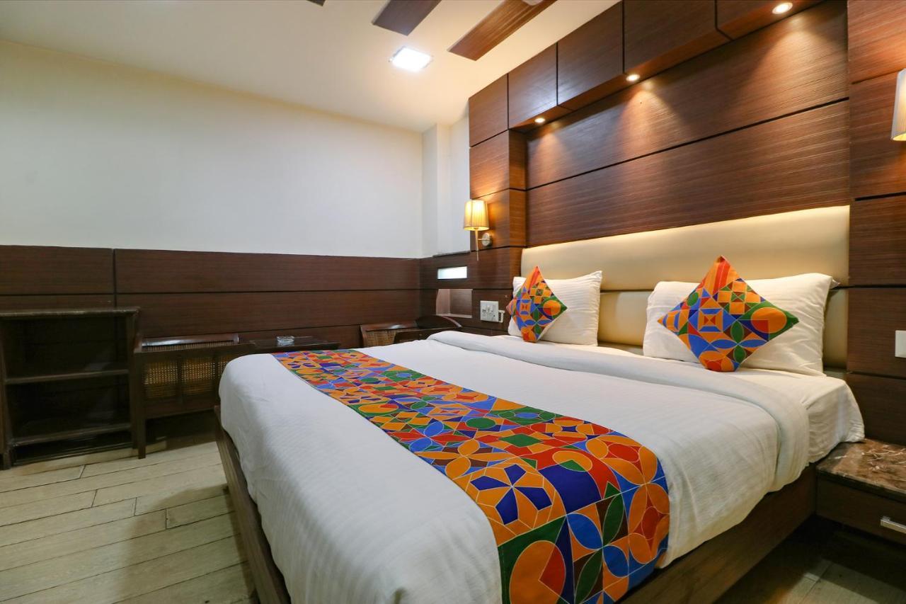 Fabhotel Admire Suites Neu-Delhi Exterior foto