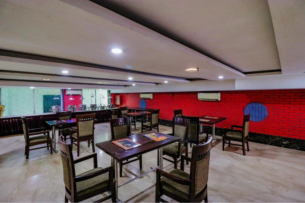 Fabhotel Admire Suites Neu-Delhi Exterior foto