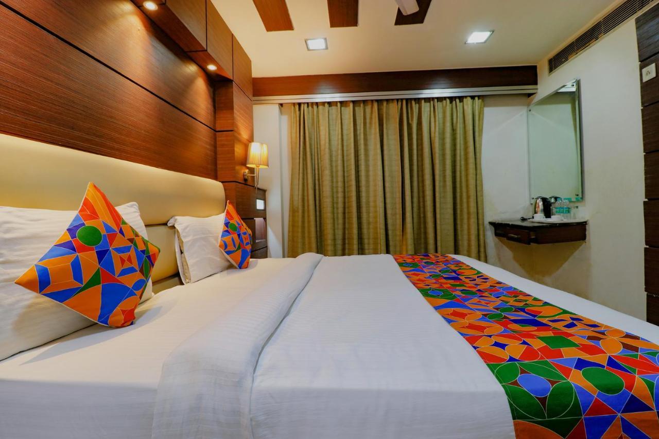 Fabhotel Admire Suites Neu-Delhi Exterior foto