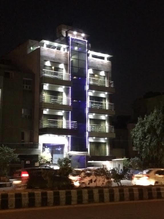 Fabhotel Admire Suites Neu-Delhi Exterior foto