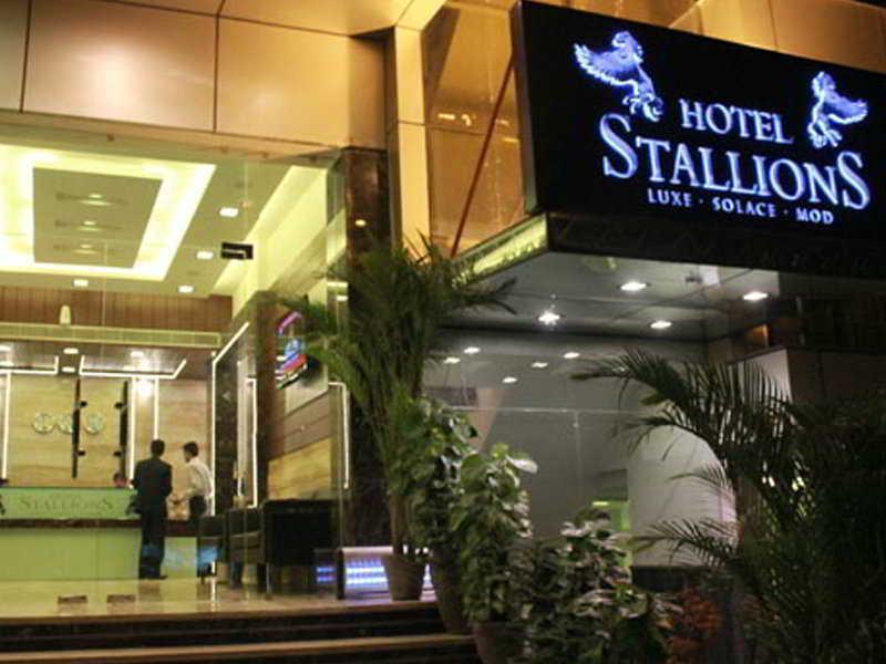 Fabhotel Admire Suites Neu-Delhi Exterior foto