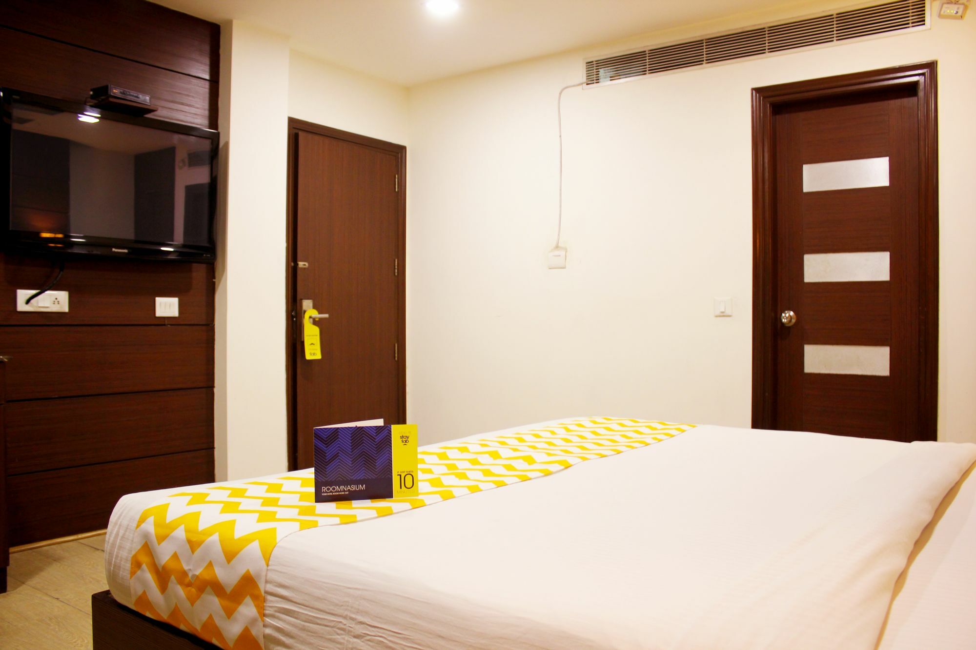 Fabhotel Admire Suites Neu-Delhi Exterior foto