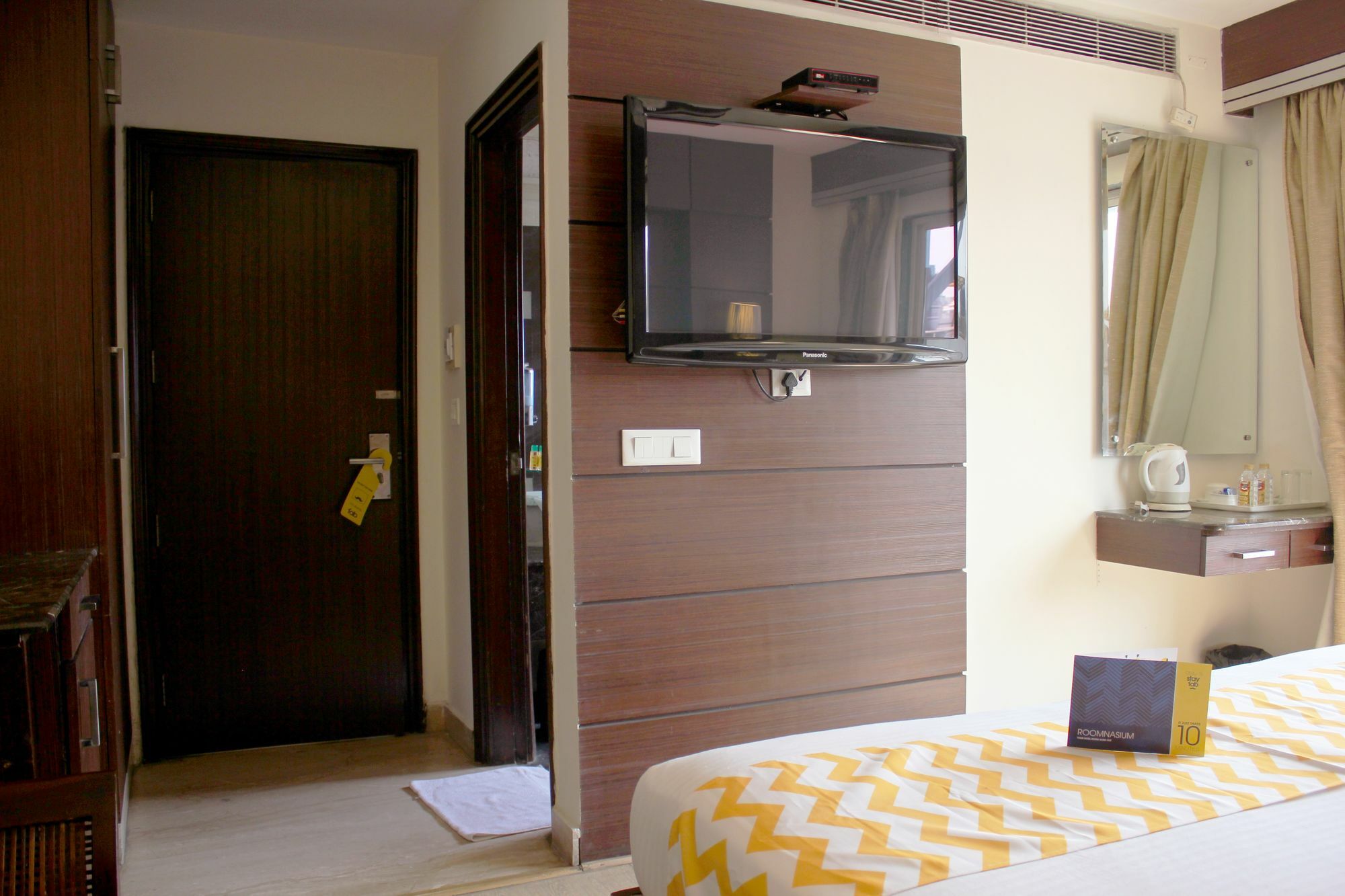 Fabhotel Admire Suites Neu-Delhi Exterior foto