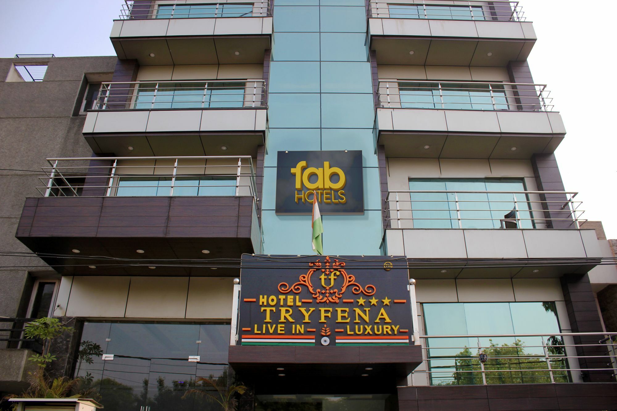 Fabhotel Admire Suites Neu-Delhi Exterior foto